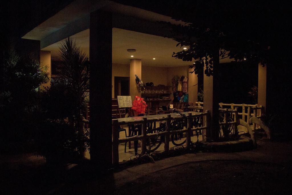 Alexis Cliff Dive Resort Panglao Esterno foto
